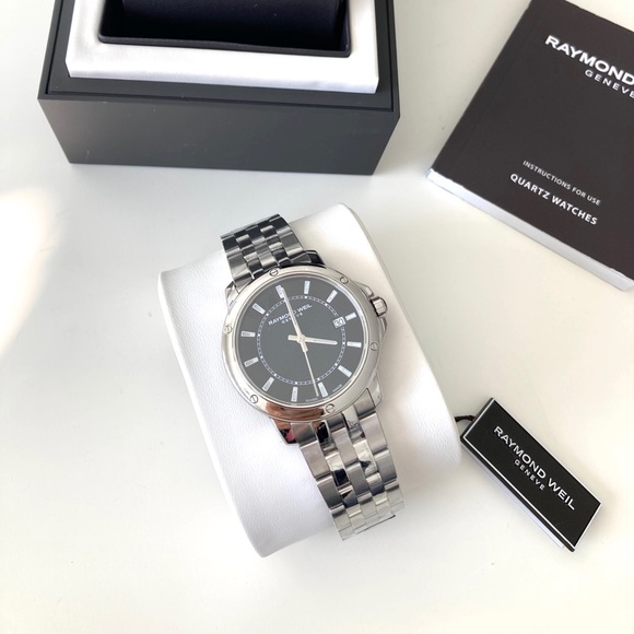 Raymond Weil Tango Stainless Steel Men’s Watch - Picture 5 of 5